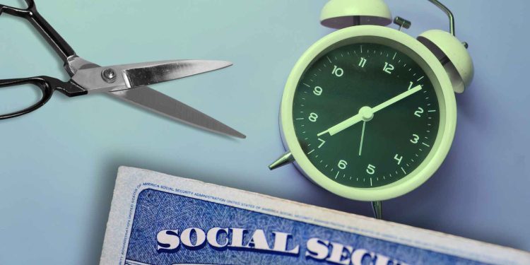 Facing a $500 monthly cut in Social Security by 2033?