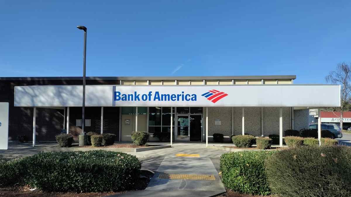 Who is eligible for the Bank of America settlement?