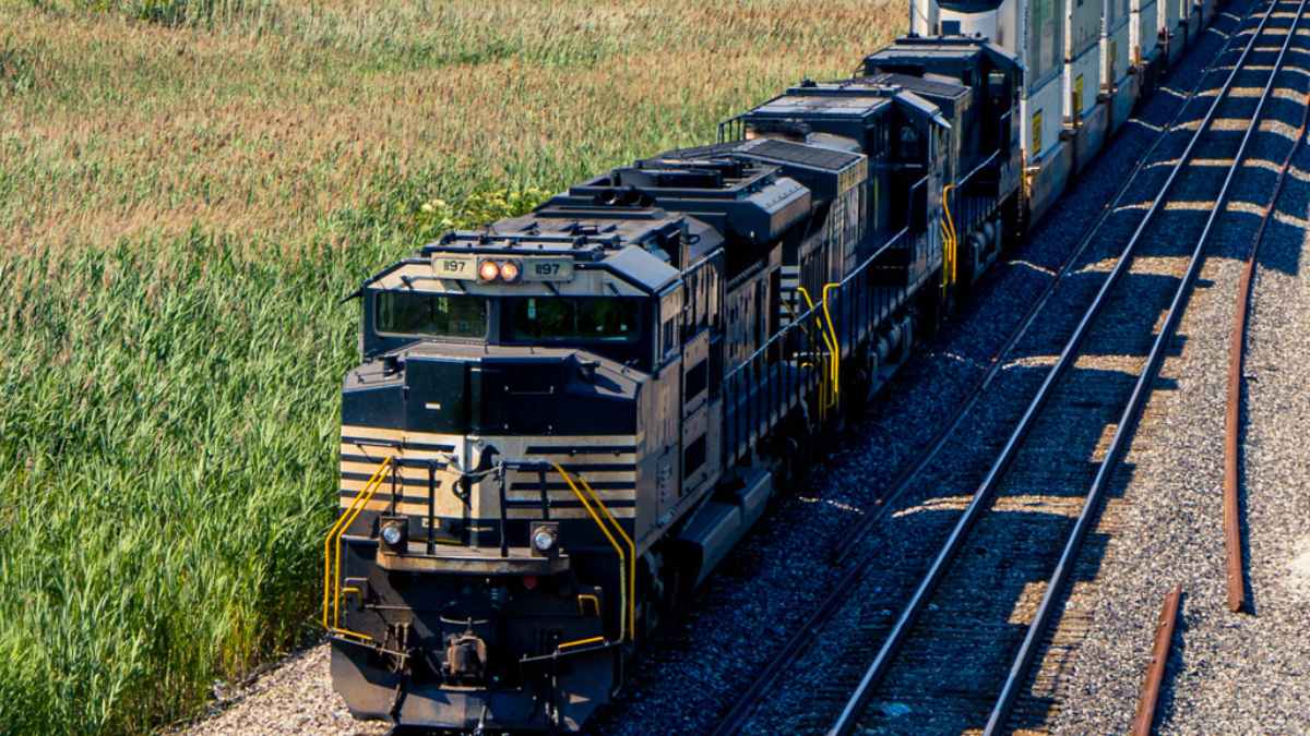 East Palestine residents can now claim part of a $600 million settlement for the February 2023 train derailment