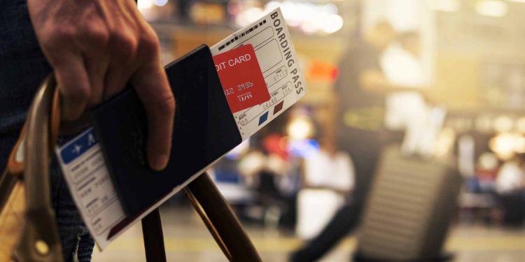 travel credit card pros and cons