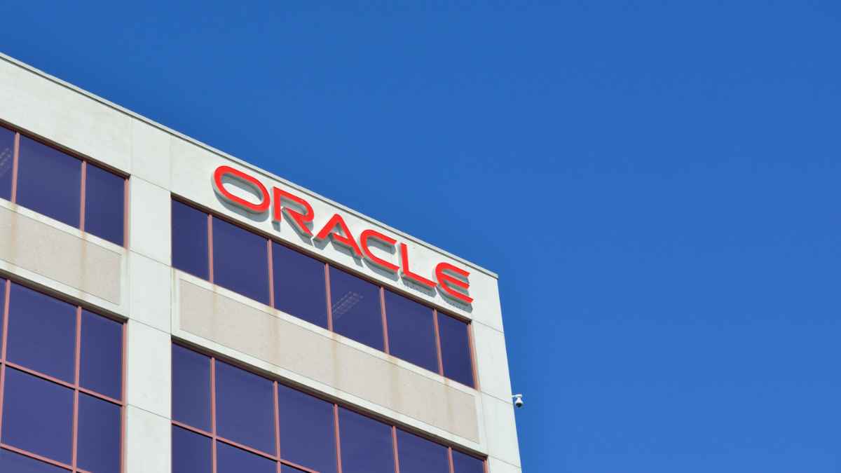 Oracle class-action settlement